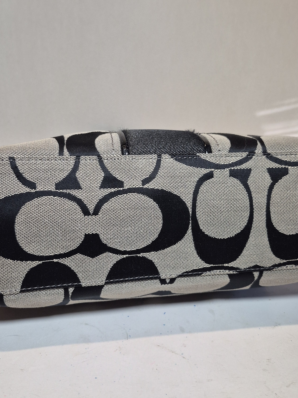 COACH Tote Shoulder Bag with Signature Stripe Pattern F1380-F25771 - Black - Picture 6 of 8